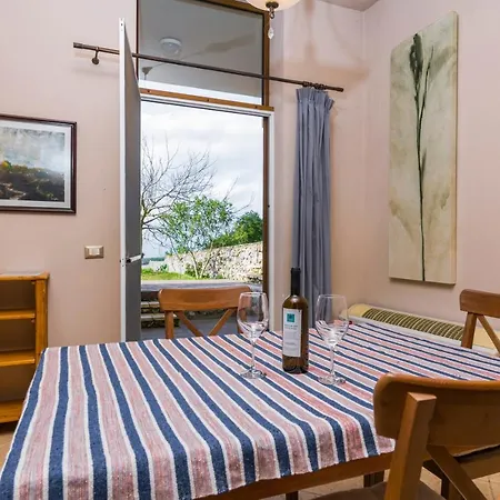 Wild Fig Retreat